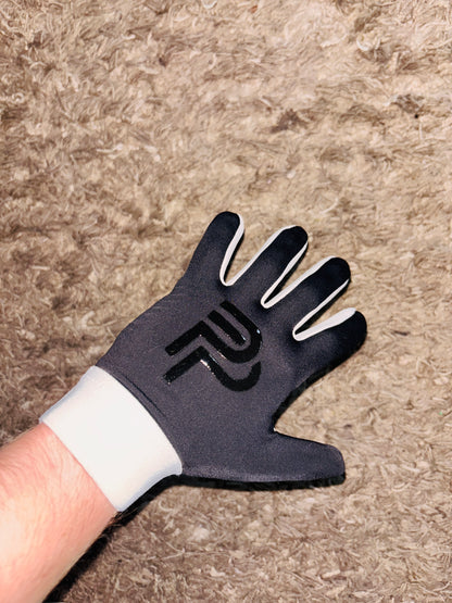 Blackout with White Strapless and White Grip