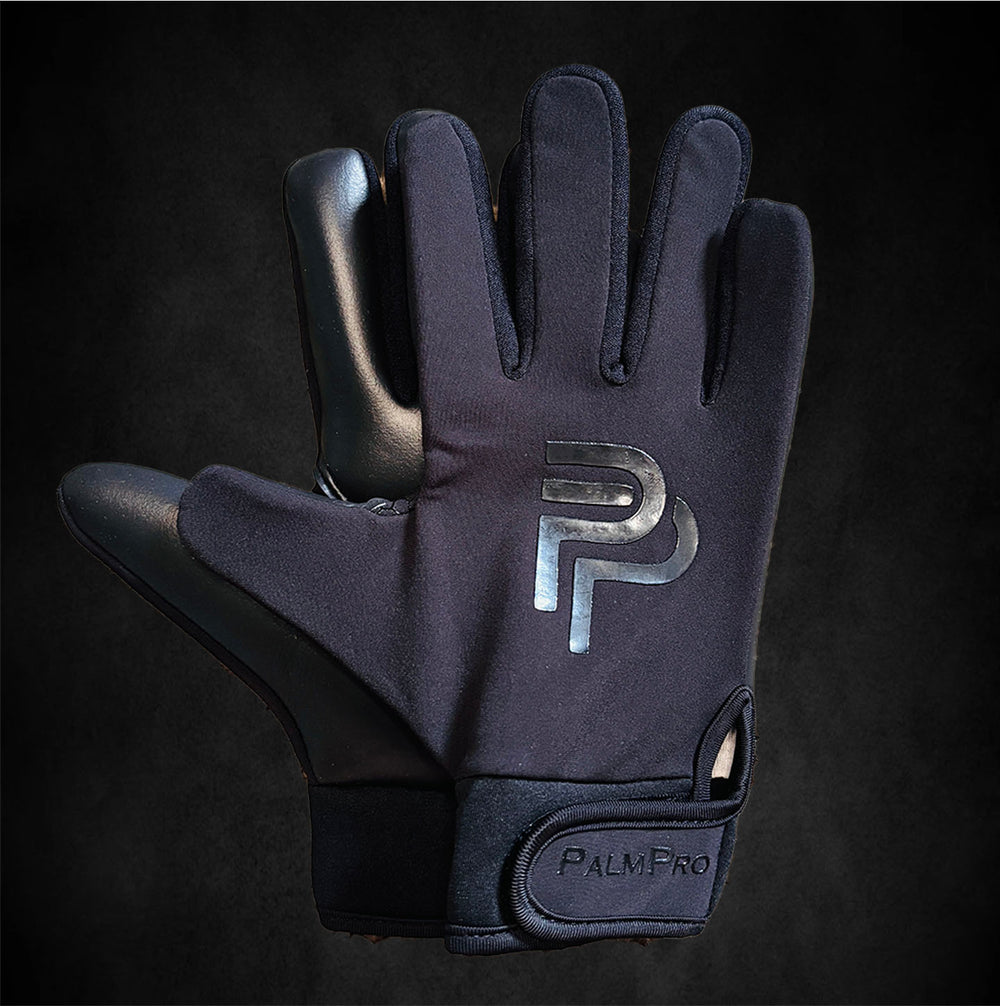 Blackout Gaelic Gloves